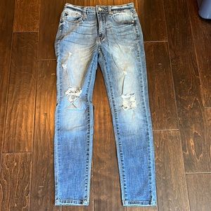 KanCan distressed jeans size 11. 29